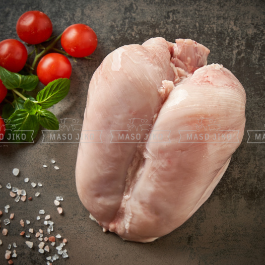 detail Kuřecí prsa s kostí