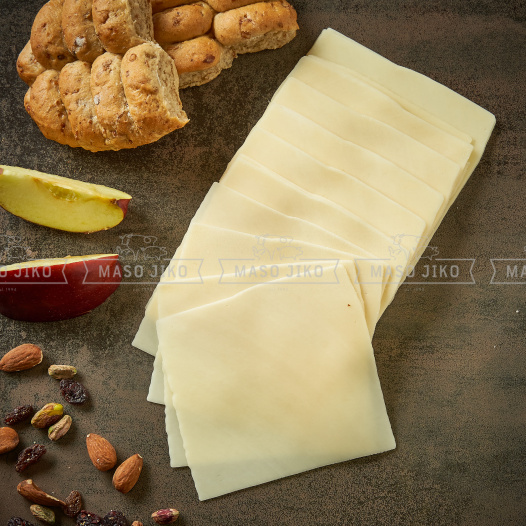 detail Zlatý sýr Gouda 48% krájená